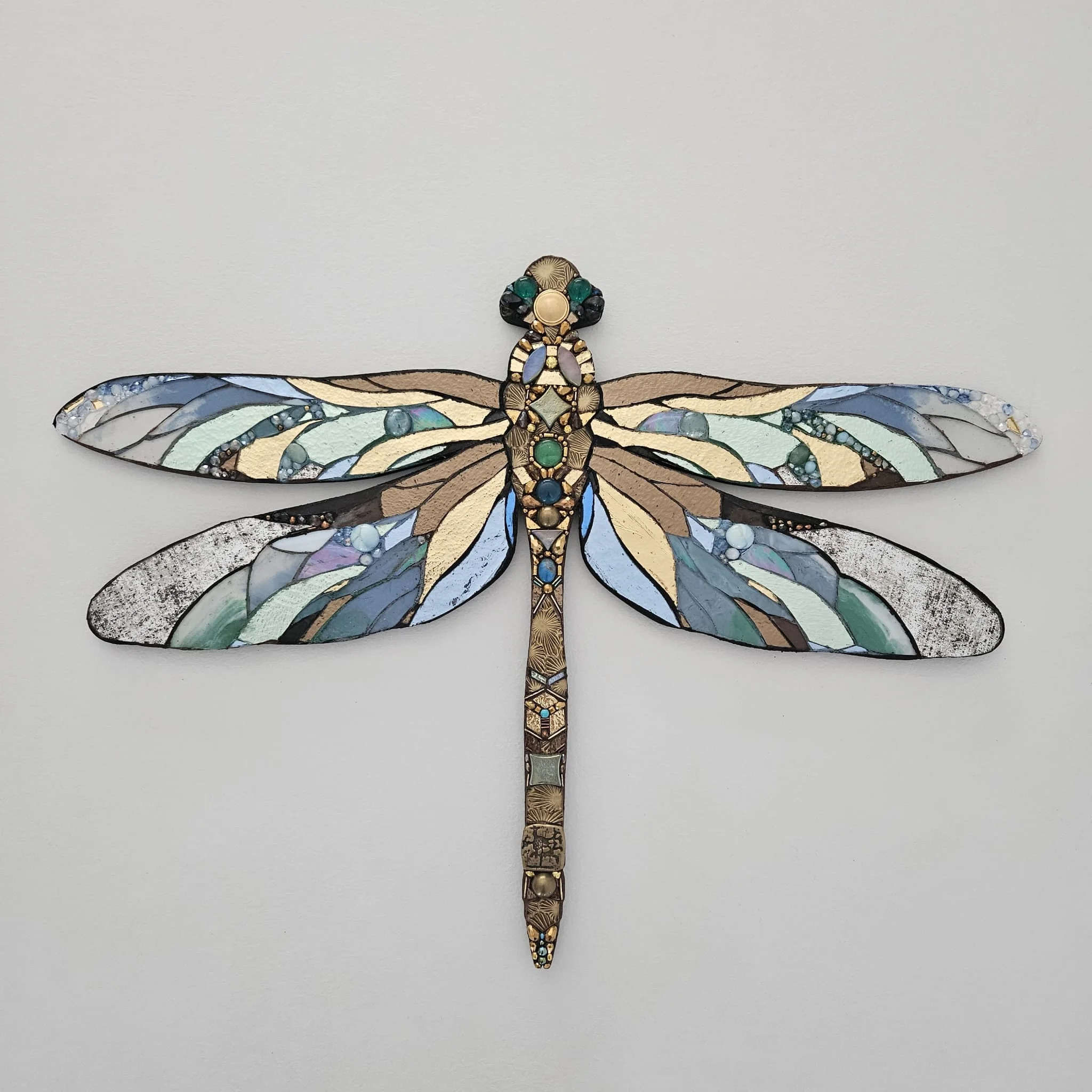 Sagome in legno decorate con taglio laser